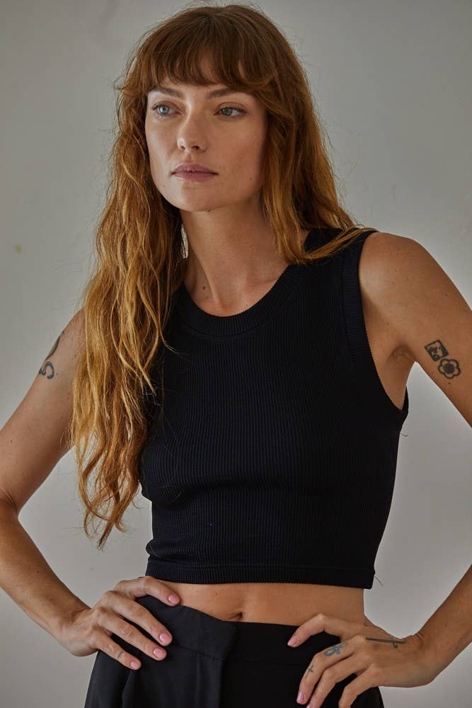 S1106N | Knit Seamless Ribbed Round Neck Sleeveless Top