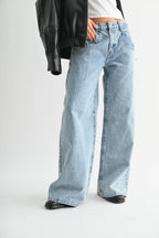 Junie Relaxed Wide Leg Jean