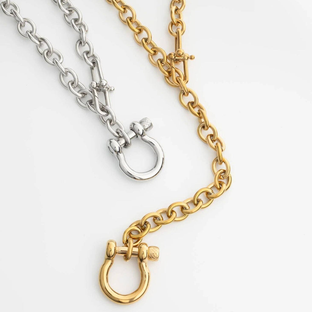 Gold Stainless Steel Y Necklace with Horse shoe Carabiner
