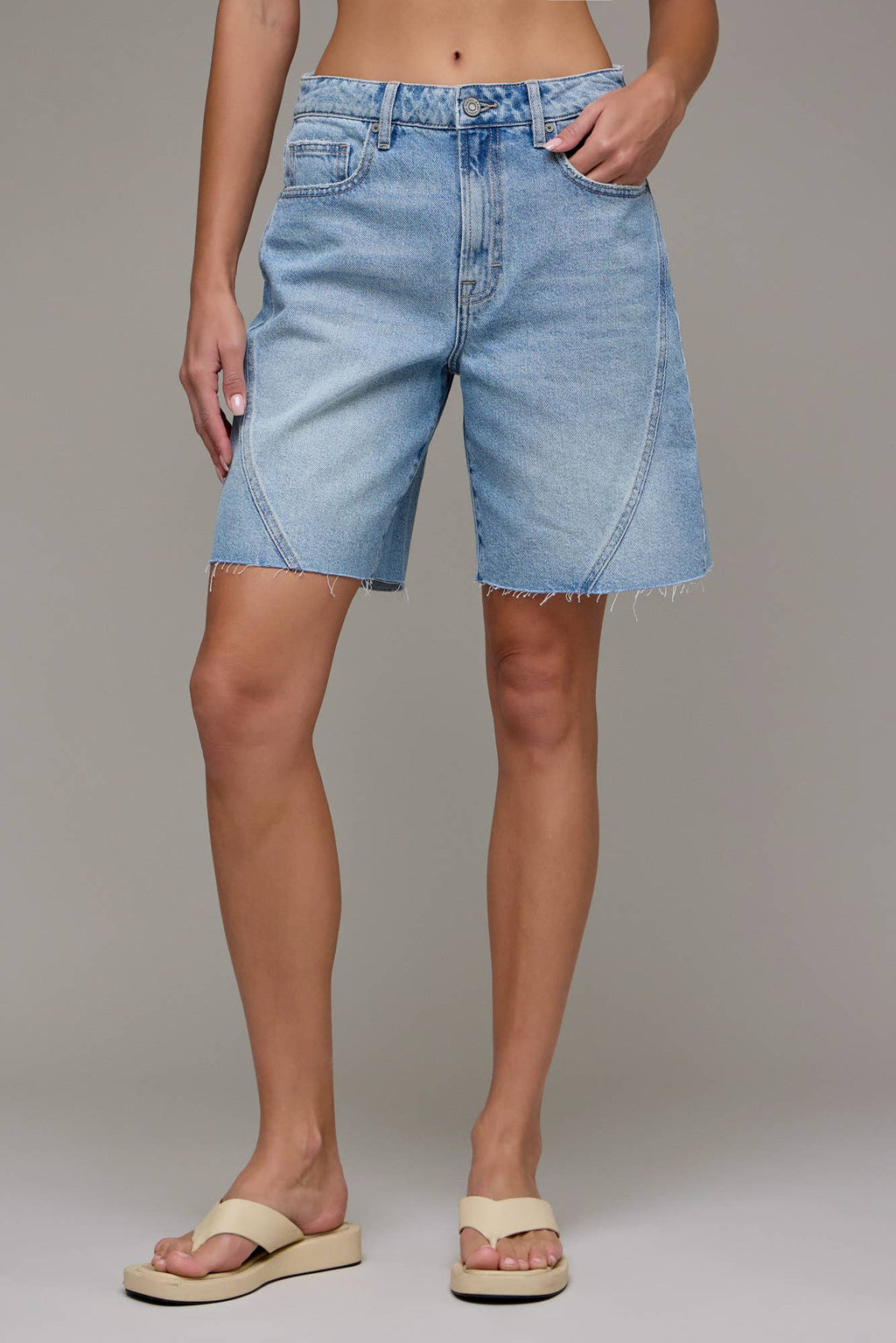 BAGGY SHORTS